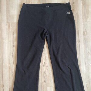 The North face Fleece pants Womens Large black zip back pocket camping hiking